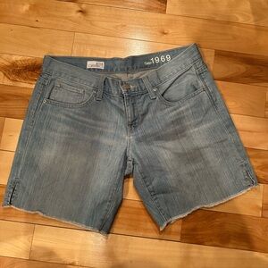 GAP Women's Blue Denim Shorts/ boyfriend